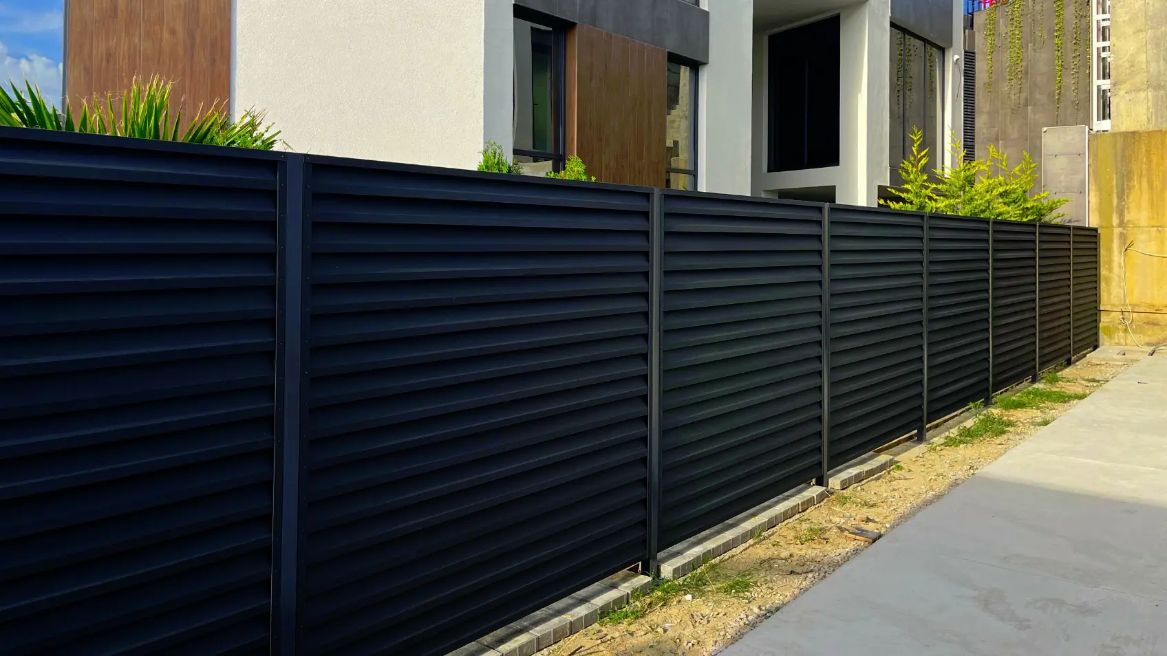 Фото 4 забор двусторонний Реснички 9005 МАТТЕ Черный матовый