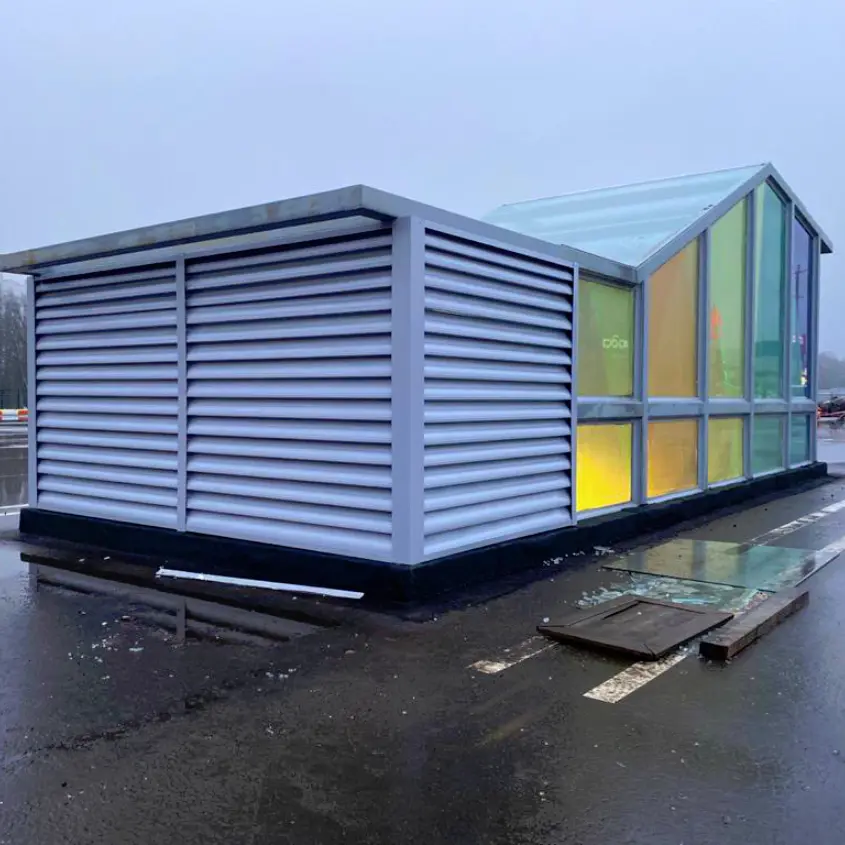 Фото 2 отделка вентиляционной шахты ламелями Еврожалюзи RAL7004 Серый