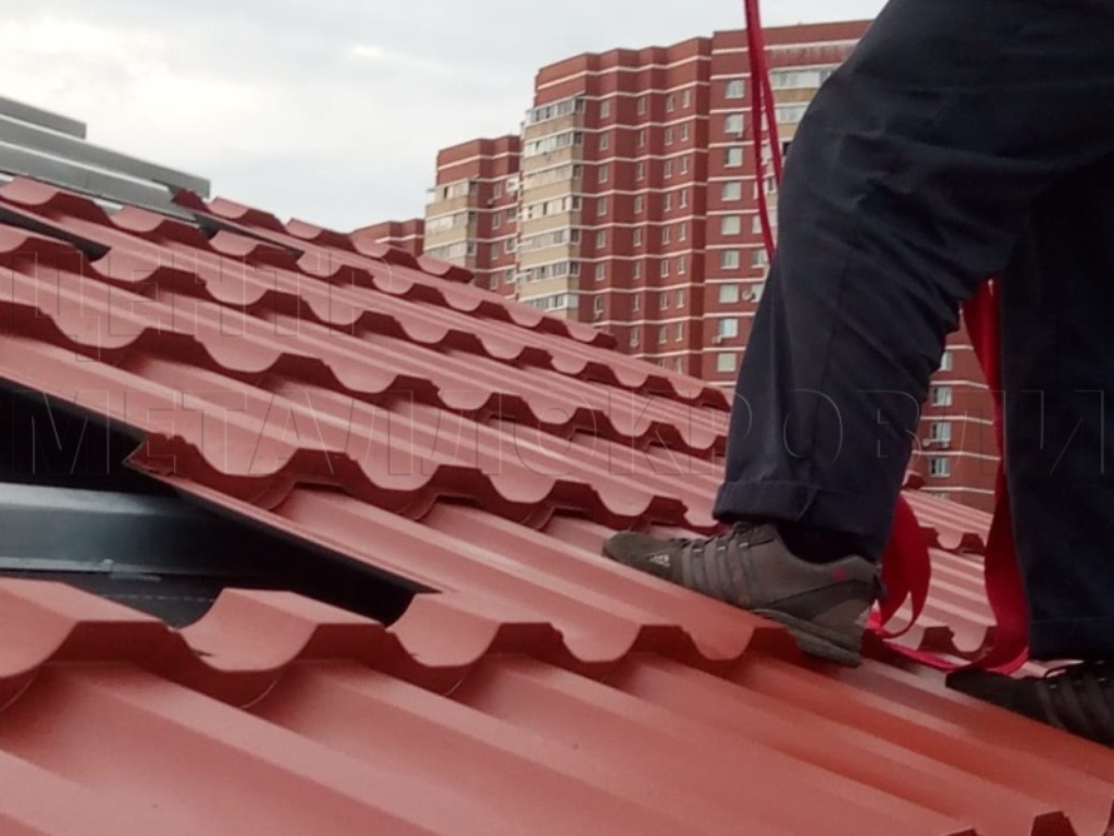 Металлочерепица Геркулес 8004 терракотовый Стальной Бархат от Центра Металлокровли в Кирове