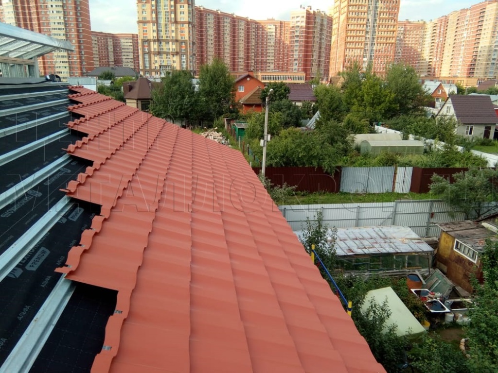Металлочерепица Геркулес 8004 терракотовый Стальной Бархат от Центра Металокровли в Кирове